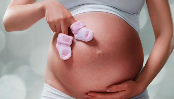 Разбираемся, угрожает ли наличие эндометриоидной кисты яичника спокойному течению беременности...