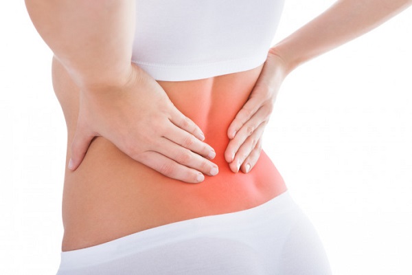 Причины болей в спине у женщин слева