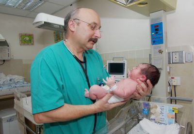 Эпилепсия у новорожденных и детей до года: как проявляется - первые симптомы у новорожденных